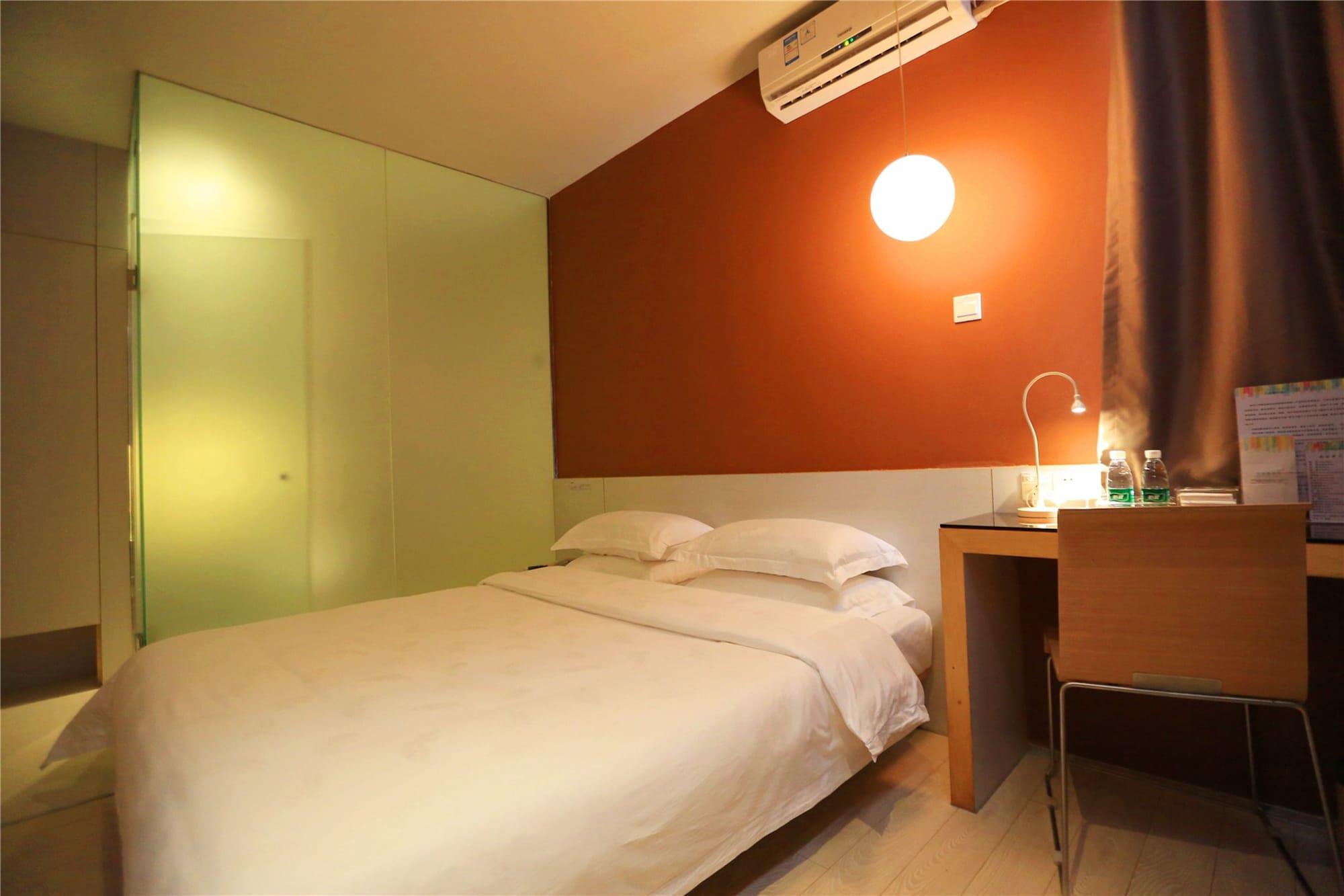 Shenzhen Dongmen Colour Hotel Exteriör bild